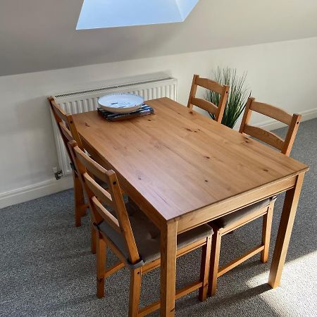 Swanage Holiday Penthouse Apartment, Moments From Beach And Town, On Site Parking, Fast Wifi, Sleeps Up To 6, Rated Exceptional Екстериор снимка